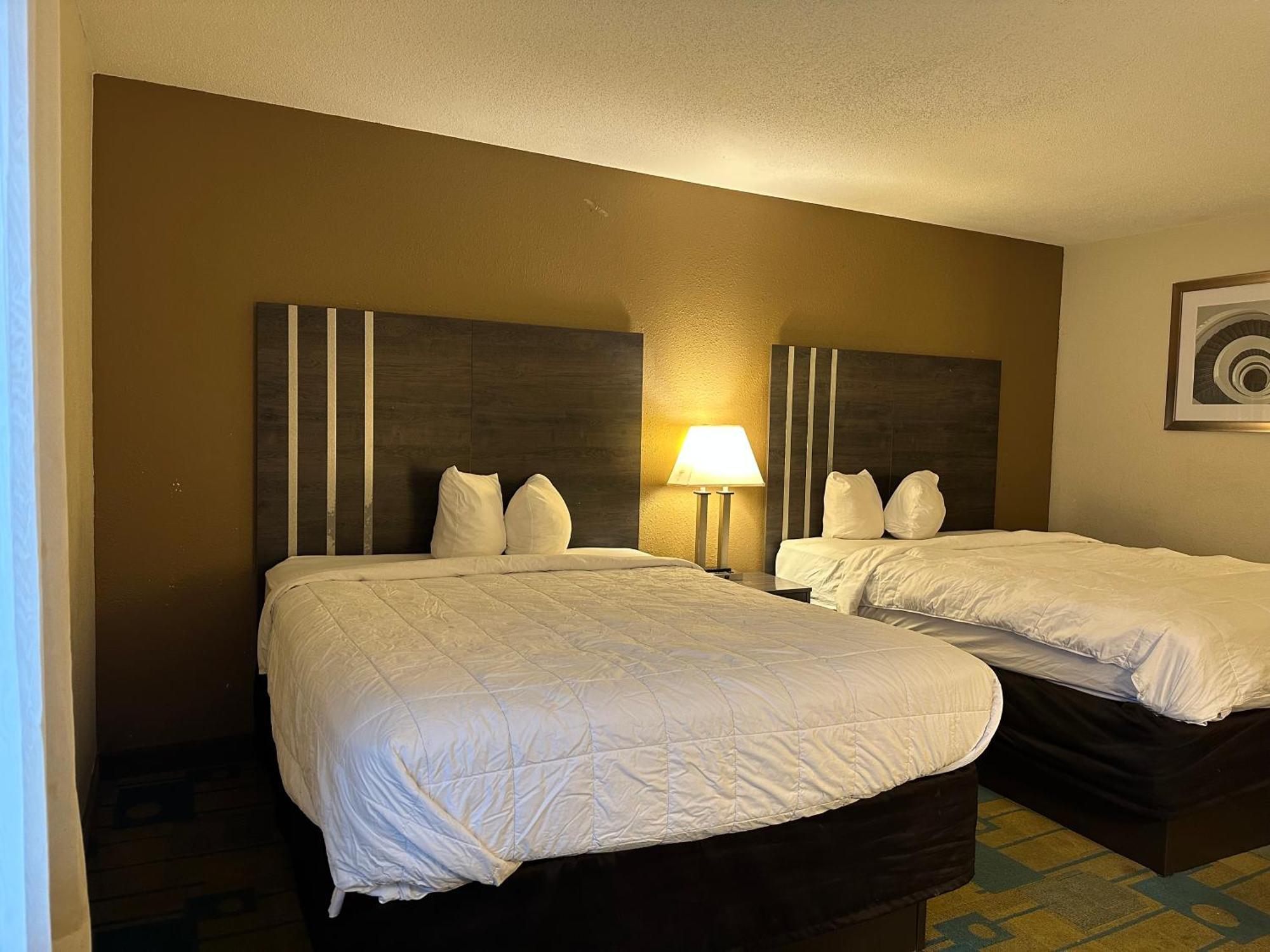 Hotel Inn Milwaukee Exterior photo
